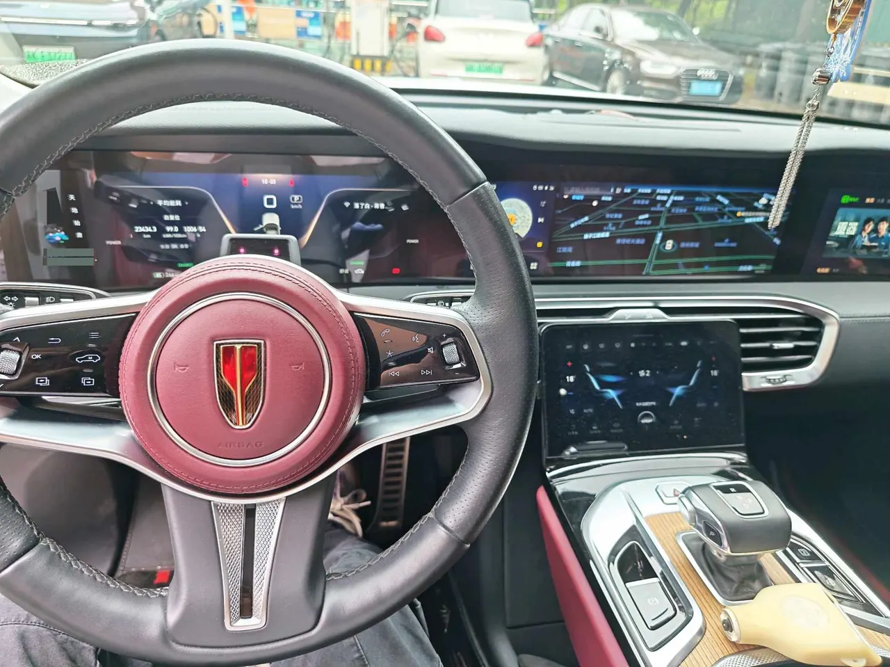 HongQi 2021 E-HS9 Flag Chang 6-seat Automatic 6