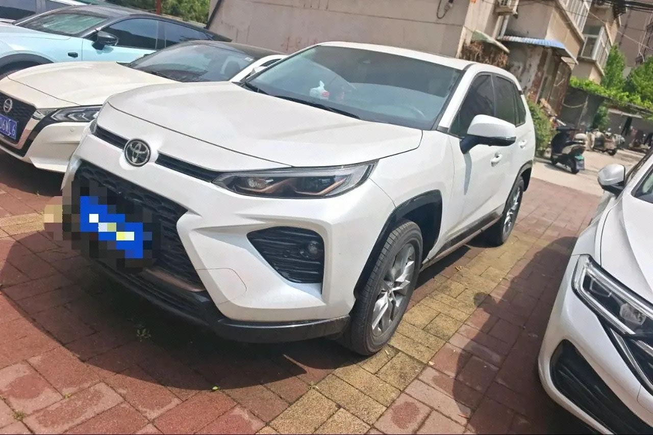 打开图片灯箱:Toyota 2024 Wilanda 2.0 Stepless Two-Drive City Edition Automatic Gear