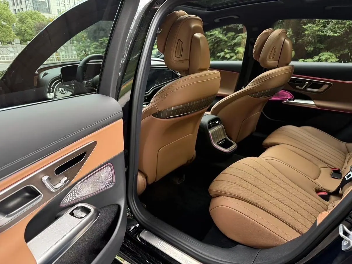 Mercedes Benz E Class 2024 E 300 L 48V 2.0T Luxury Automatic Gear 5