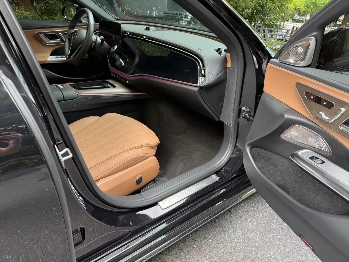 Mercedes Benz E Class 2024 E 300 L 48V 2.0T Luxury Automatic Gear 6