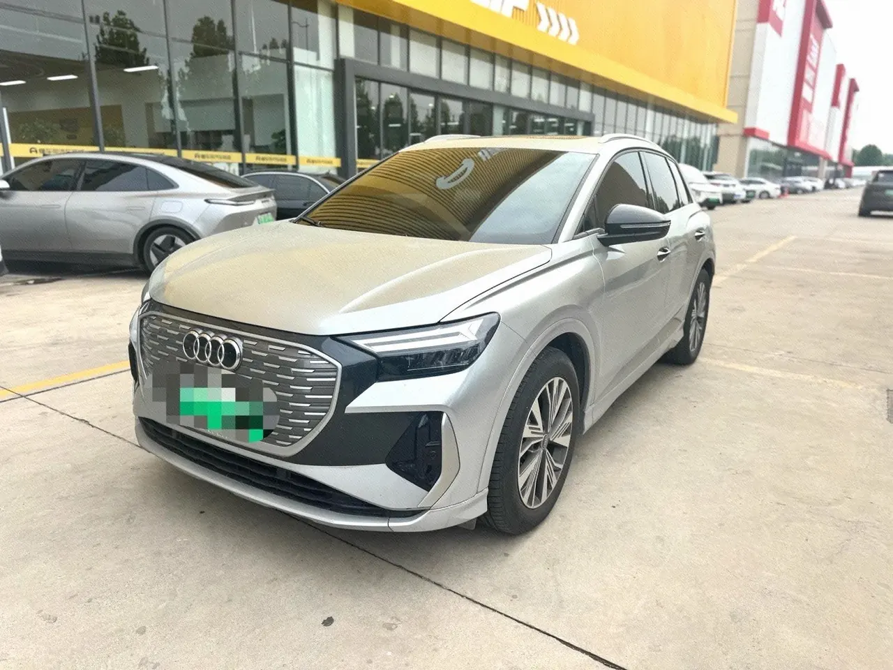 Audi 2024 Q4 e-tron 40 Creation Edition Automatic Gear - View 1