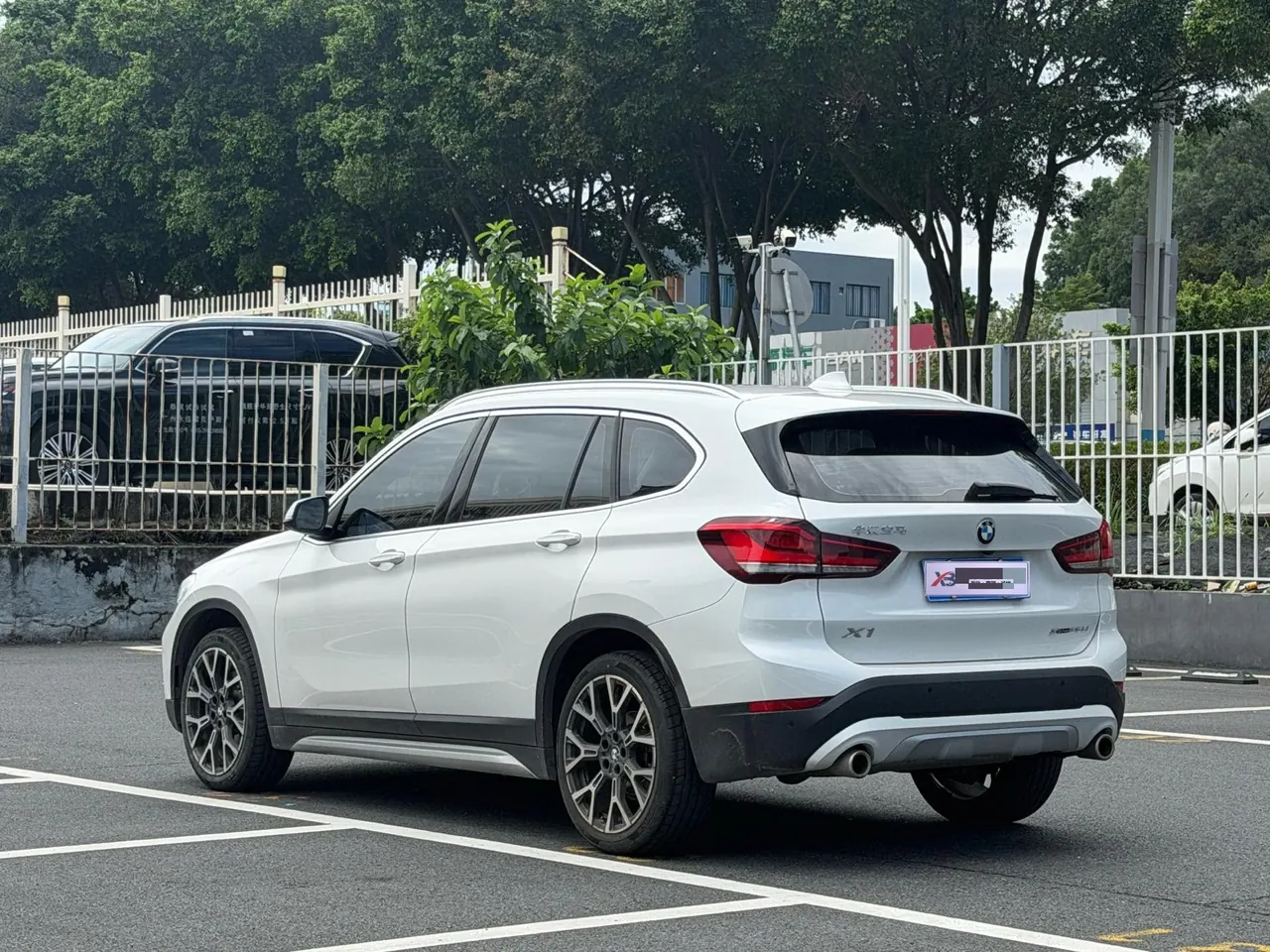 BMW 2022 X1 xDrive25Li 2.0T exclusive automatic gear 3
