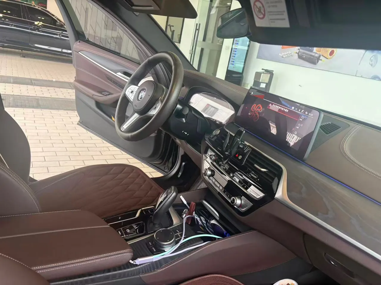 BMW 5 Series 2023 530Li 2.0T Leading M Sports Suit Automatic Gear 3