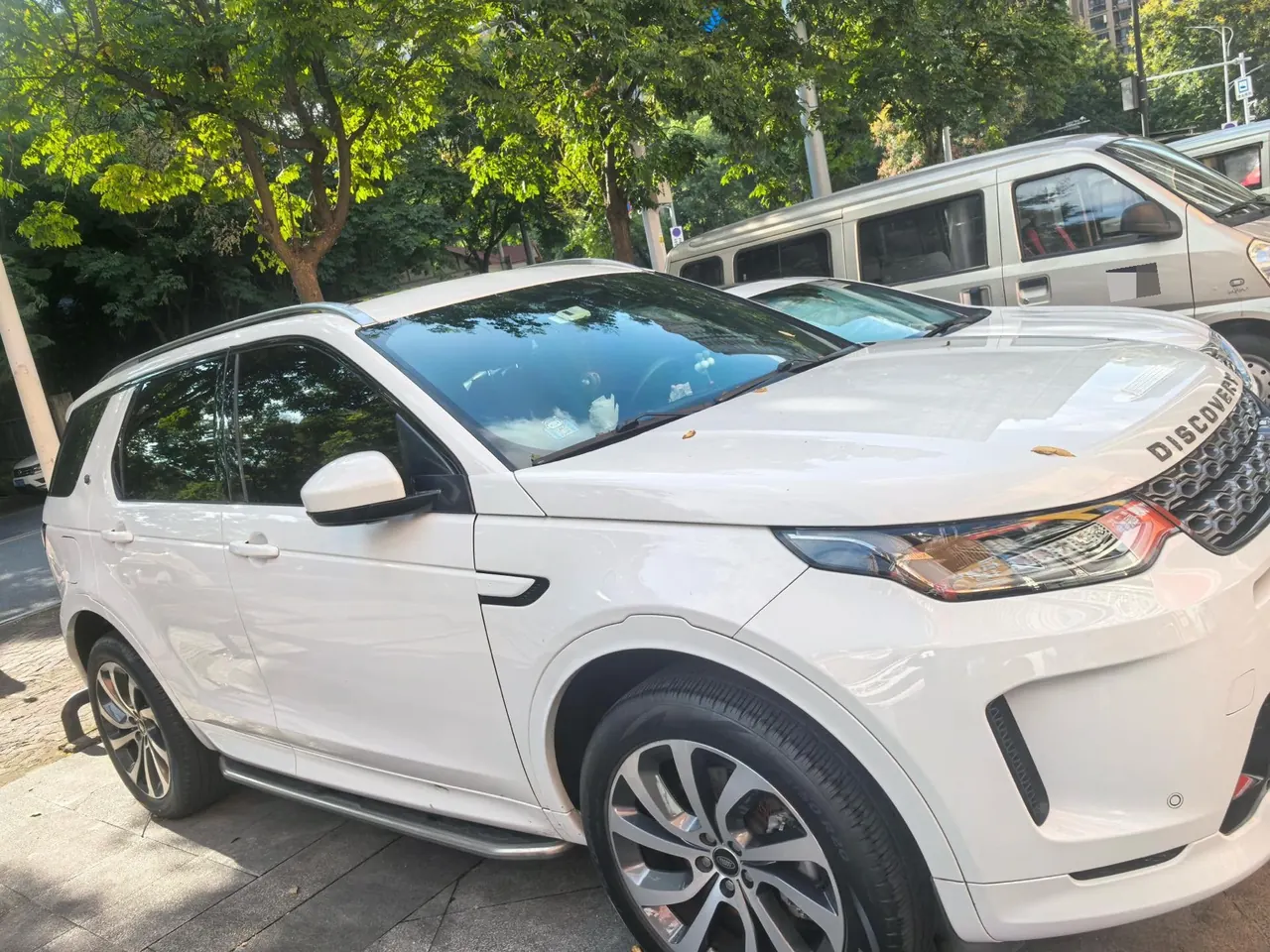 Land Rover 2022 Discovery Sports Edition 48V 2.0T 249PS R-Dynamic S Performance Edition Automatic Gear 2
