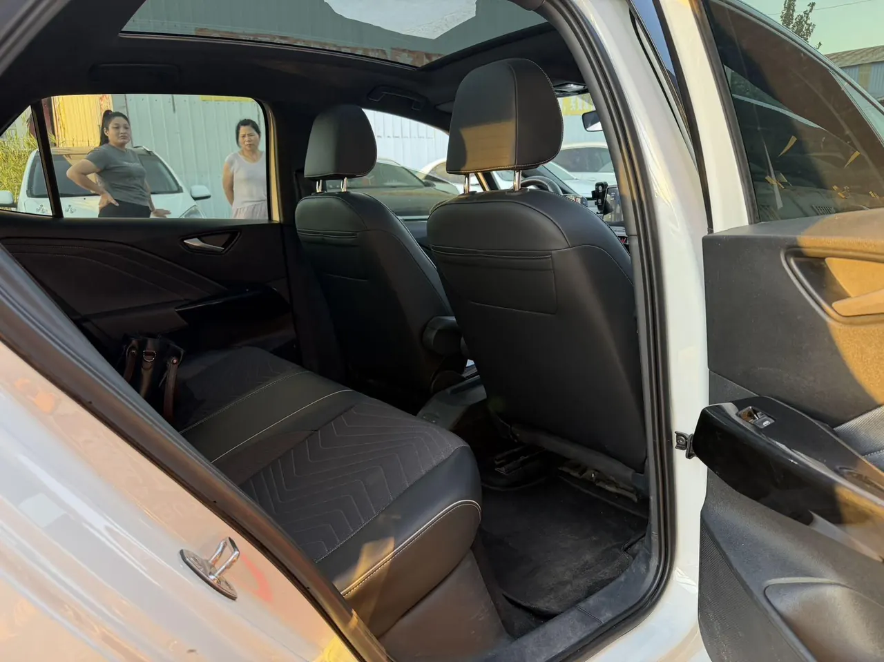 Volkswagen 2024 ID. 3 superior version of automatic transmission 3