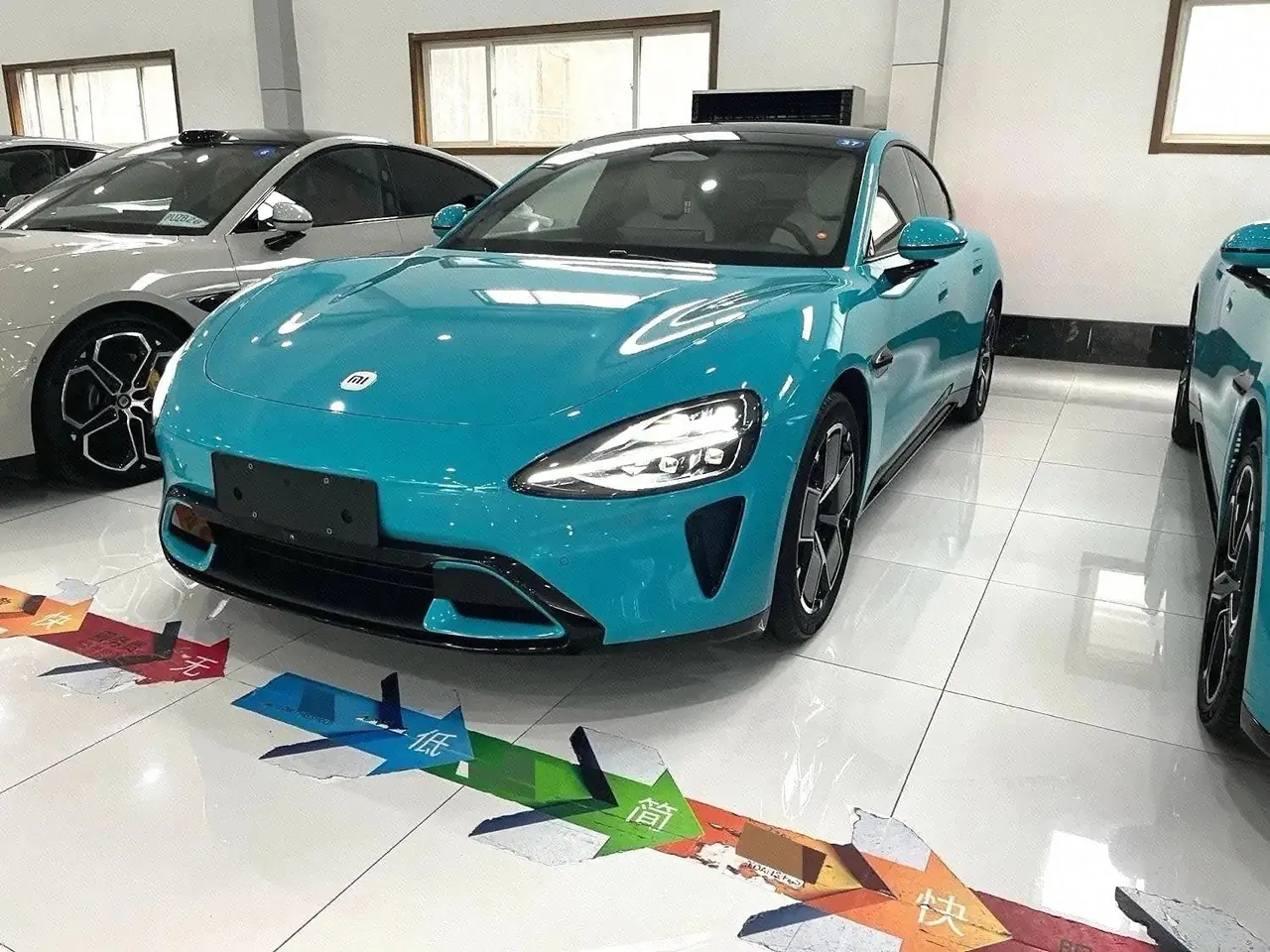 打开图片灯箱:MI 2024 SU 7 700km Rear Drive Long Endurance Smart Driving Edition Automatic Gear