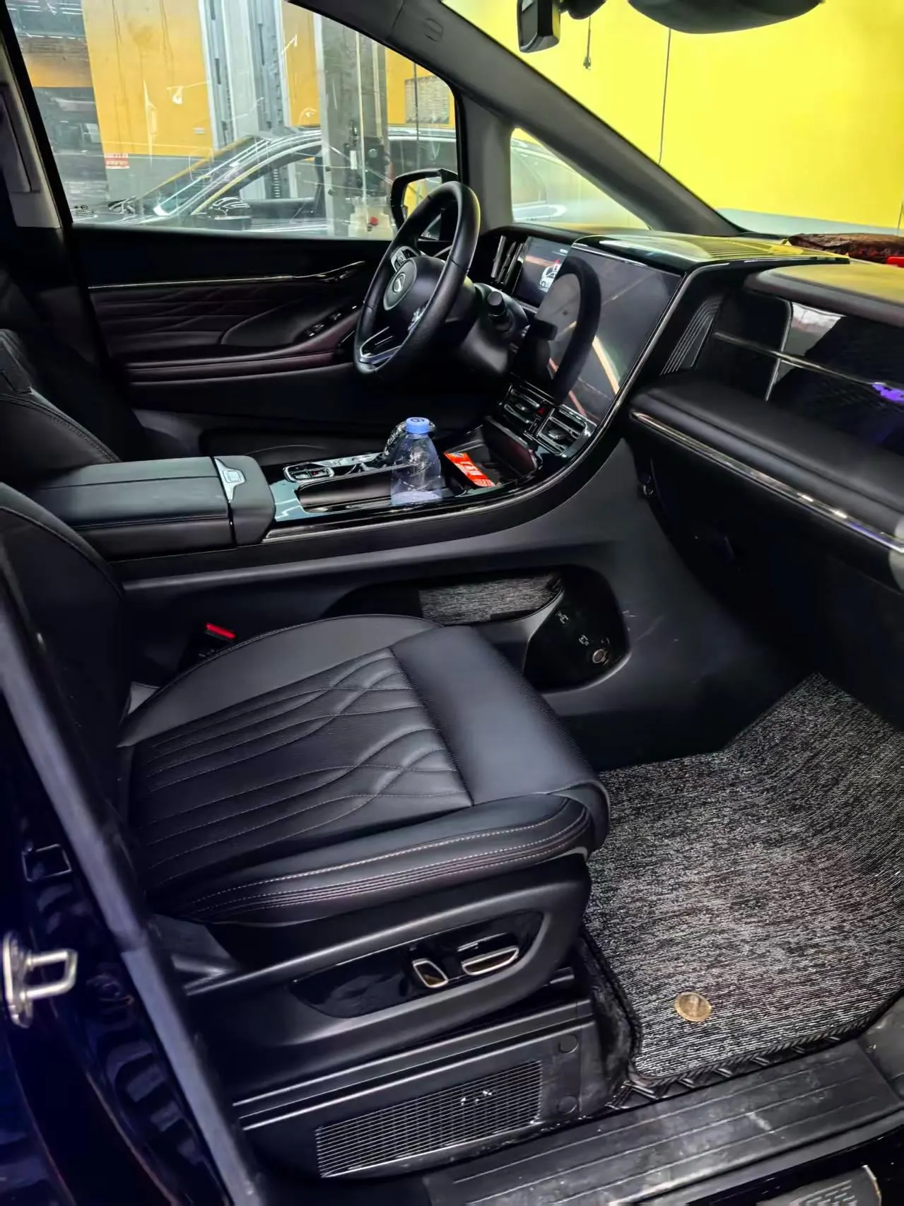 GAC Trumpchi 2024 M8 2.0T 400T Grandmaster Series Supreme‑Grade Automatic 5