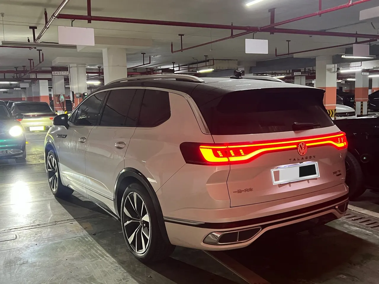 Volkswagen 2022 models range 2.0TSI 380TSI four-wheel drive R-Line extension version 7-seat automatic gear 5