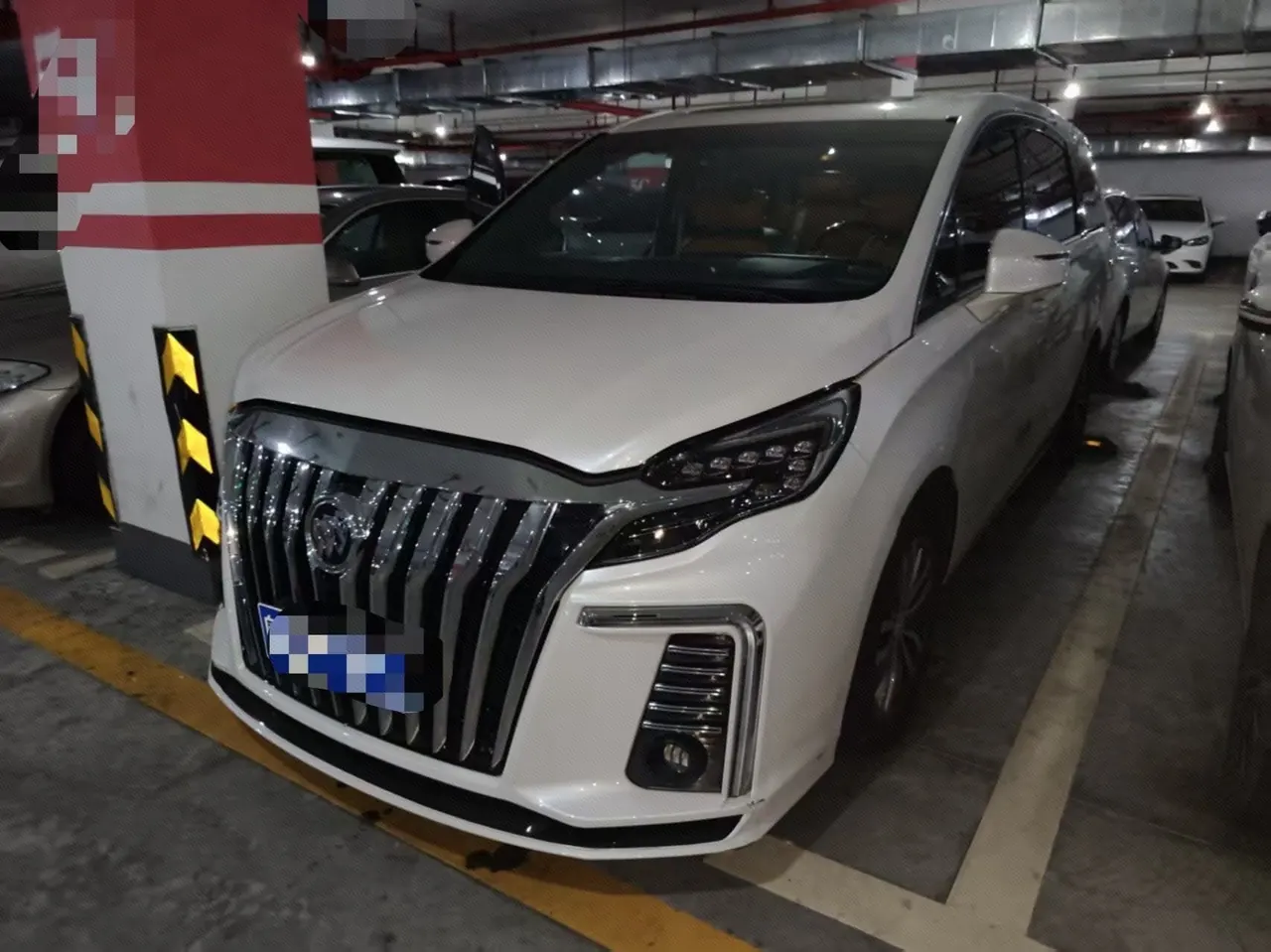 Open image lightbox: Buick 2022 GL8 ES Lu Zun 2.0T 653T Comfortable Automatic Gear
