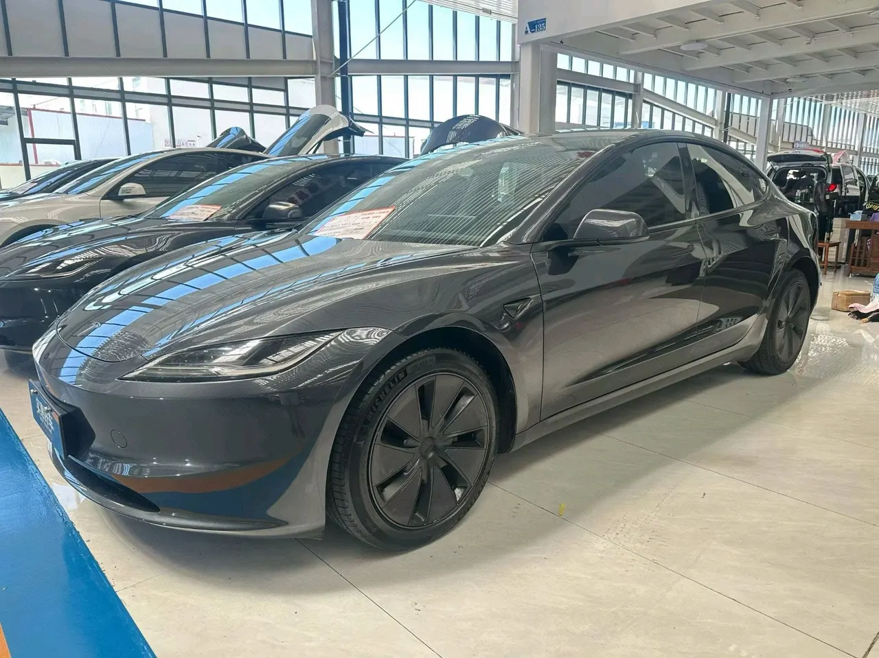 打开图片灯箱:Tesla 2023 Model 3 Rejuvenation Edition Rear Wheel Drive Automatic Transmission