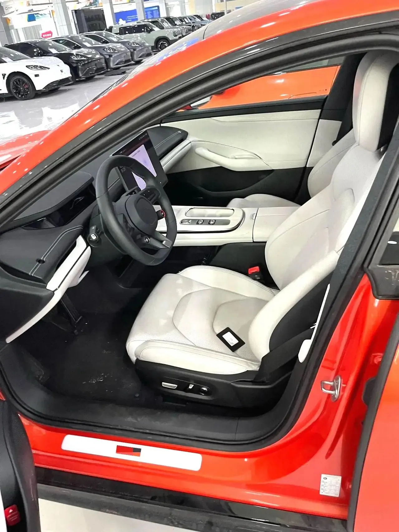 MI 2024 SU 7 700km Rear Drive Long Endurance Smart Driving Edition Automatic Gear 6