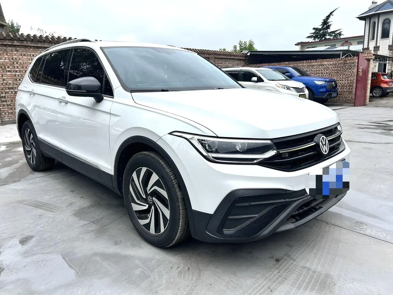 Volkswagen 2024 Tiguan L 1.5TSI 300TSI Two‑Wheel‑Drive Longteng Edition Automatic Transmission 2