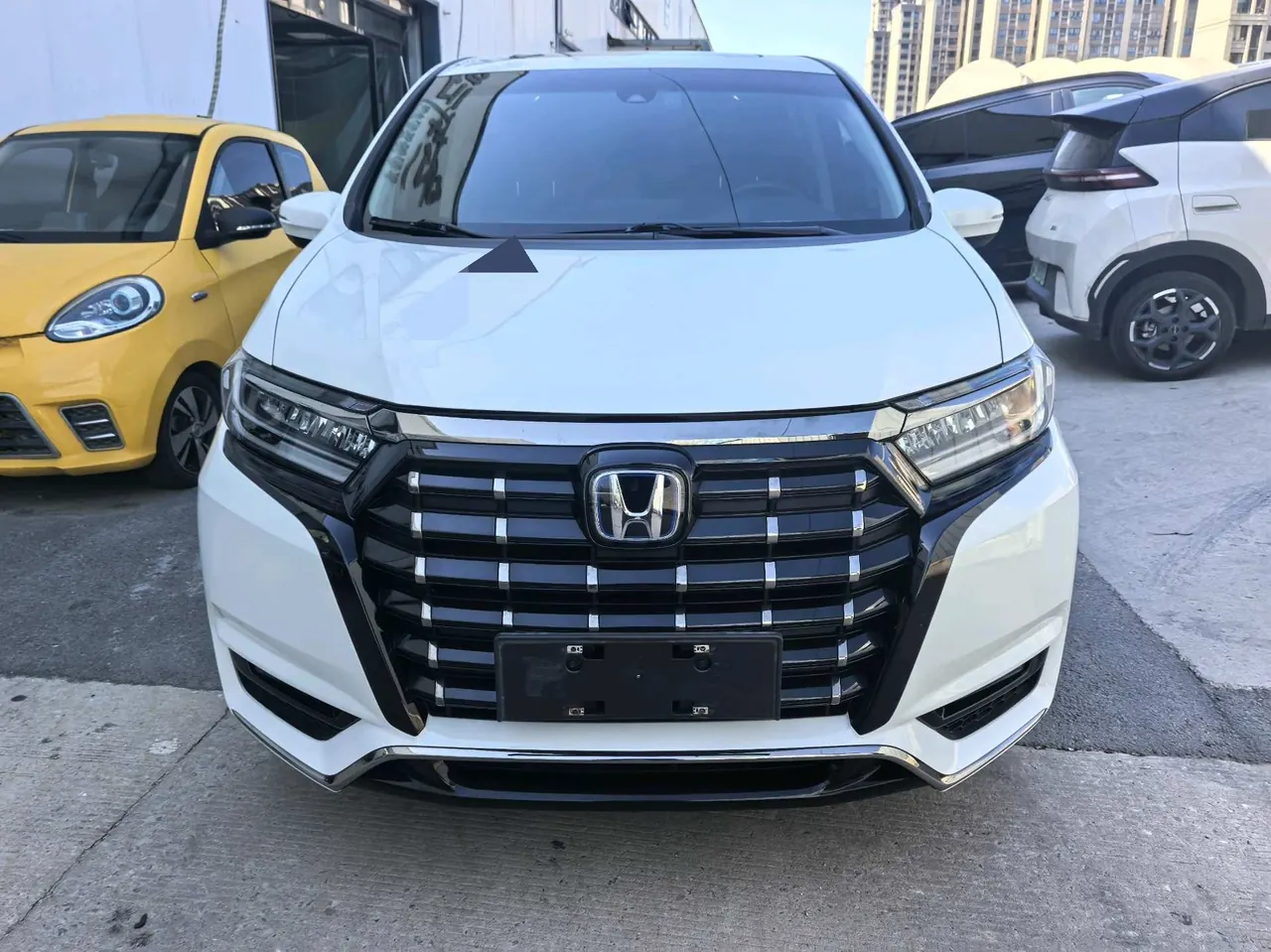 Honda 2022 Ailishen Hybrid 2.0 Stepless Deluxe First Edition Automatic Gear 2