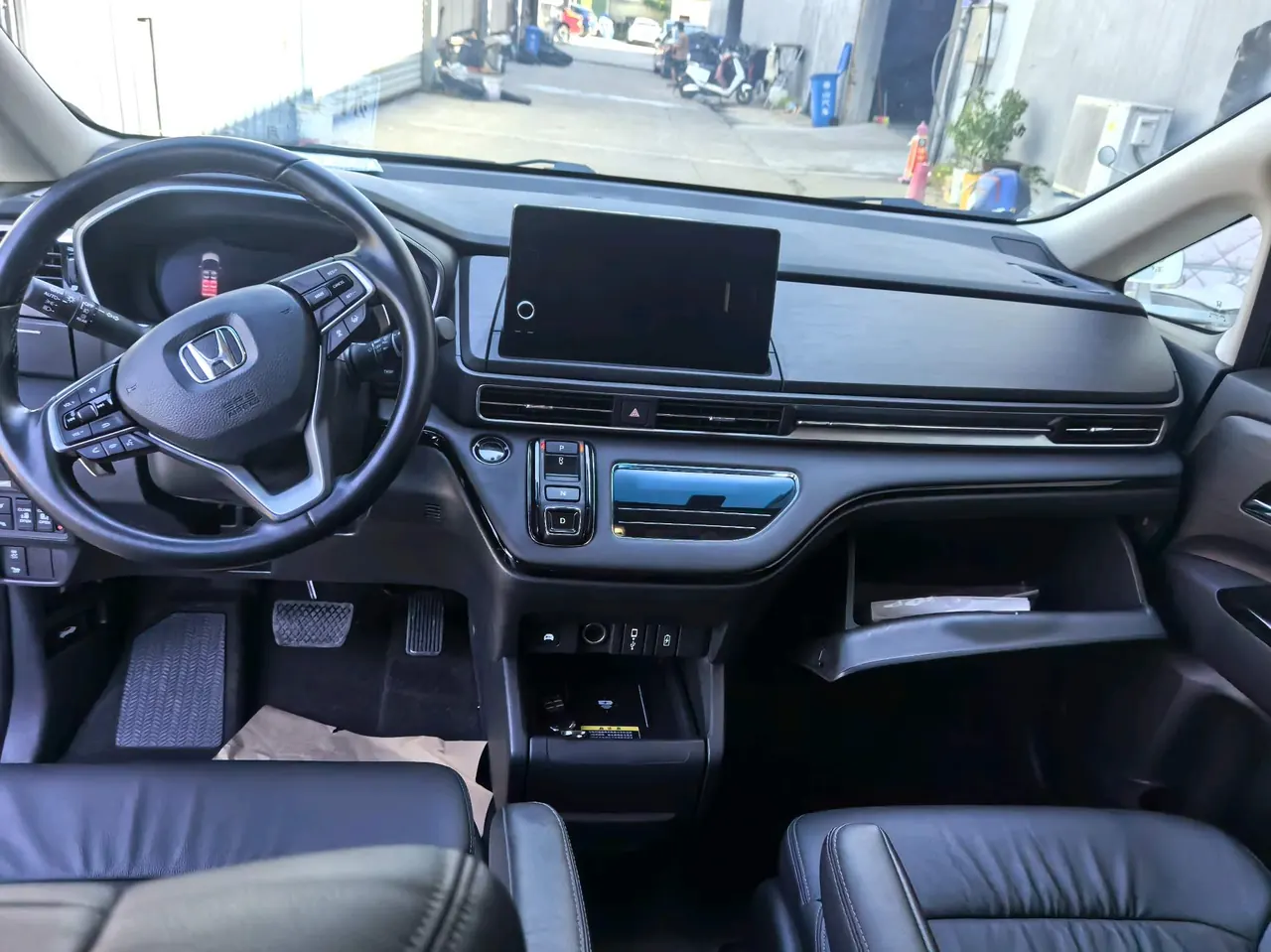 Honda 2022 Ailishen Hybrid 2.0 Stepless Deluxe First Edition Automatic Gear 9