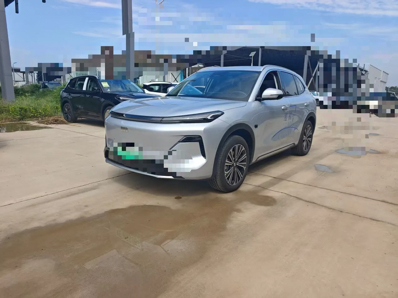 打开图片灯箱:Geely Galaxy 2026 Starship 7 EM-i 1.5 135km Starship Edition Automatic Gear