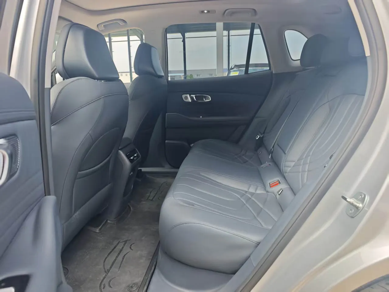 Geely Galaxy 2026 Starship 7 EM-i 1.5 135km Starship Edition Automatic Gear 2