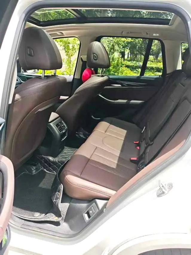 BMW 2022 iX3 leading automatic 3