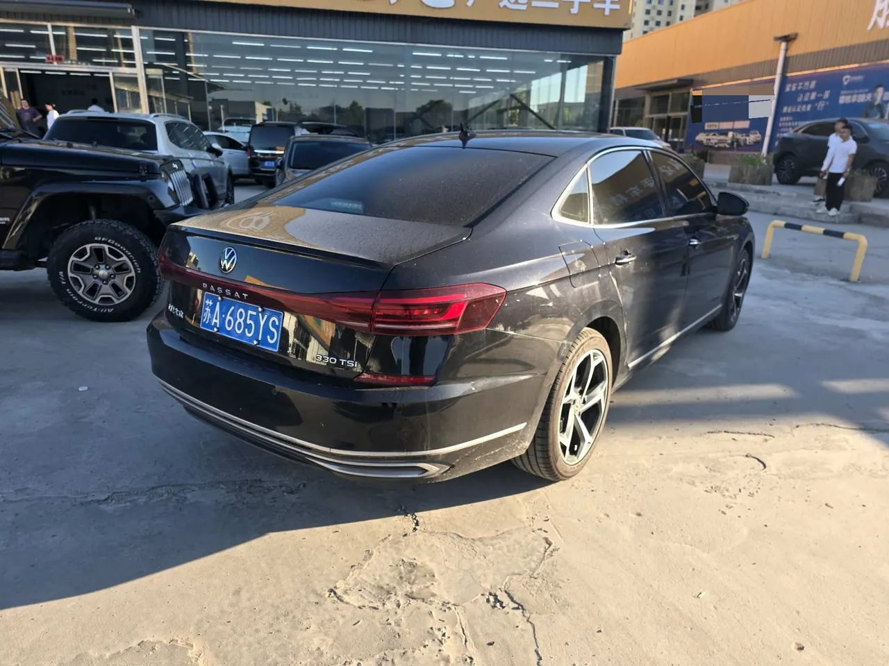 Volkswagen 2024 Passat 2.0TSI 330TSI Star Elite Edition Automatic Gear 4
