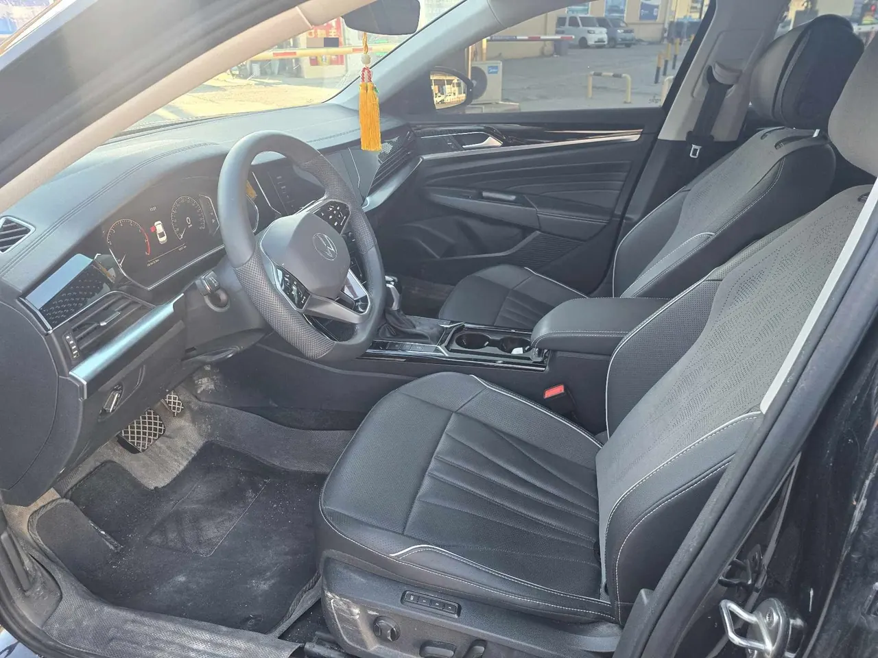 Volkswagen 2024 Passat 2.0TSI 330TSI Star Elite Edition Automatic Gear 6