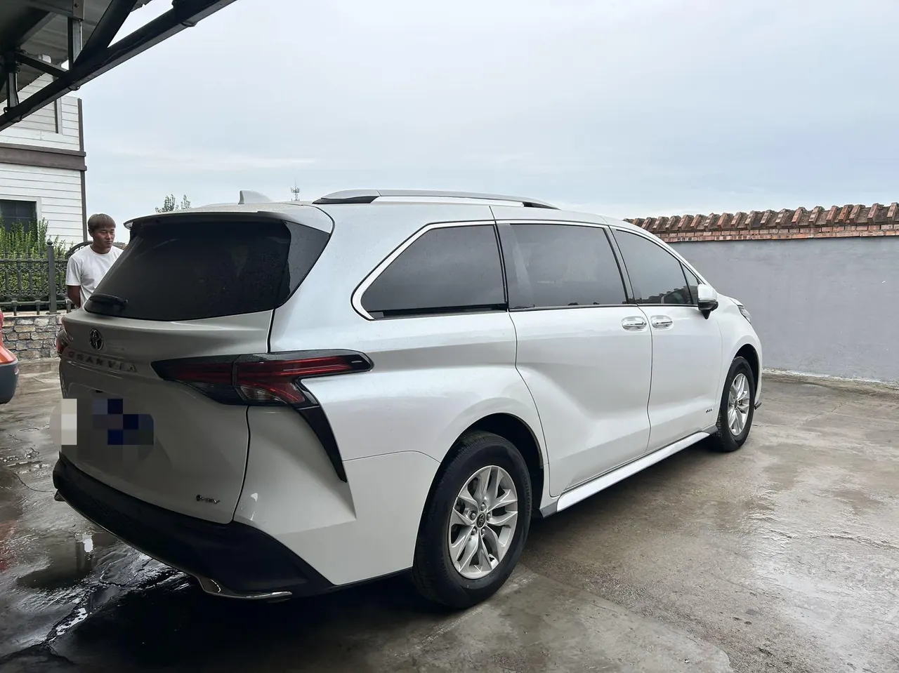 Toyota 2024 Grevia HYBRID 2.5 Stepless Comfort Edition Automatic Transmission 4