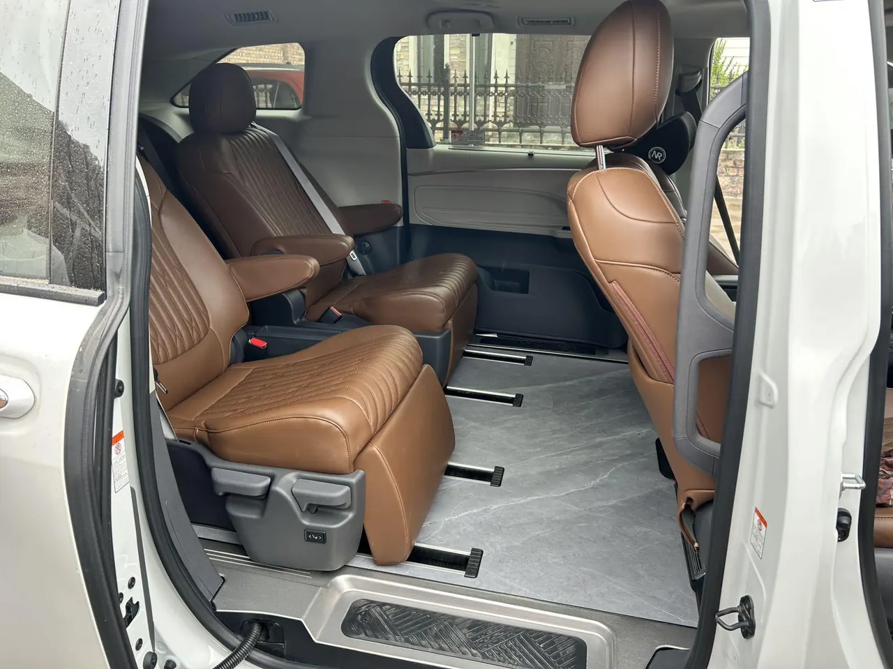 Toyota 2024 Grevia HYBRID 2.5 Stepless Comfort Edition Automatic Transmission 5