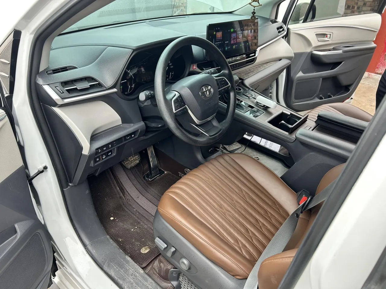 Toyota 2024 Grevia HYBRID 2.5 Stepless Comfort Edition Automatic Transmission 7