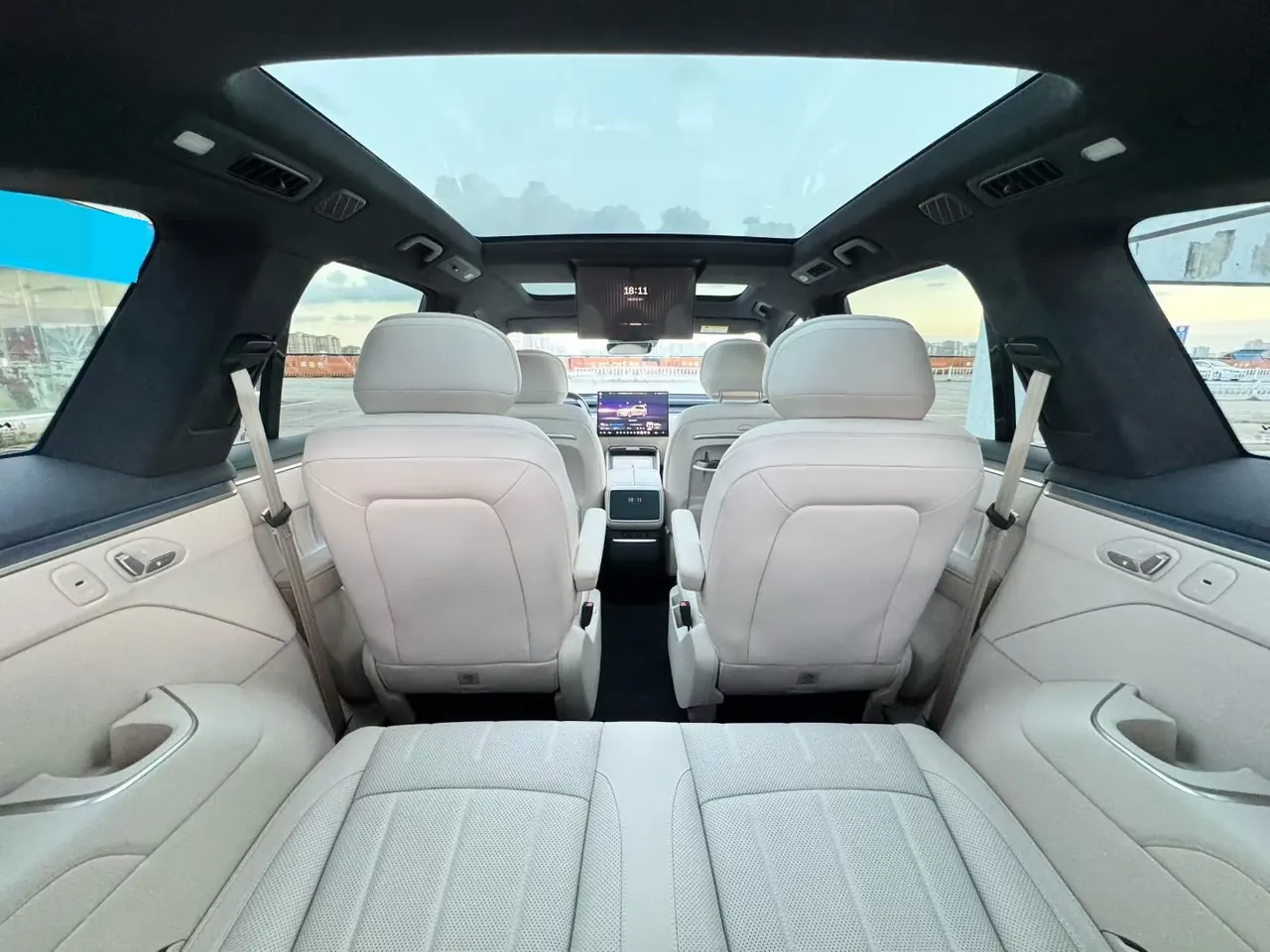 ONVO 2026 L90 Max six-seat automatic gear 5