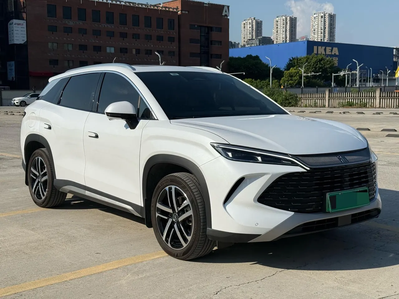BYD 2024 Song L DM-i 1.5 Stepless 112km Exceed Automatic Transmission 3