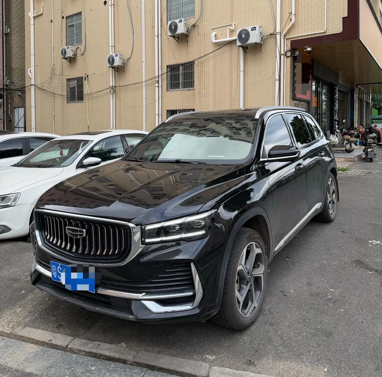 打开图片灯箱:Geely 2024 XingyueL (Monjaro) 2.0TD EVO Two-Drive Long Wind Edition Automatic Gear