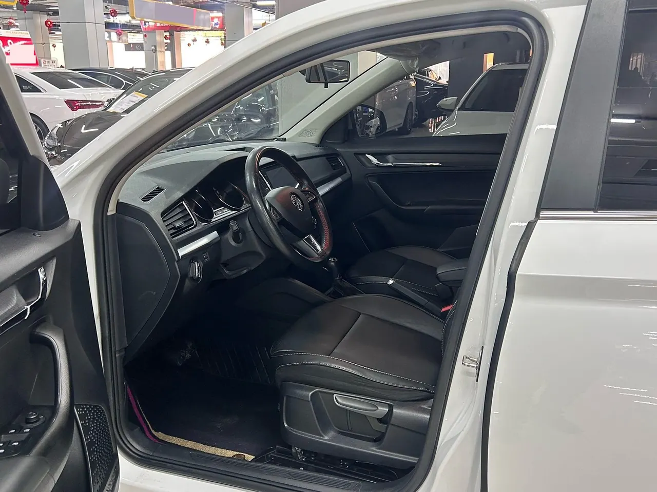 Skoda 2023 Comic 1.5 Comfortable Edition (Modified) Automatic Gear 4