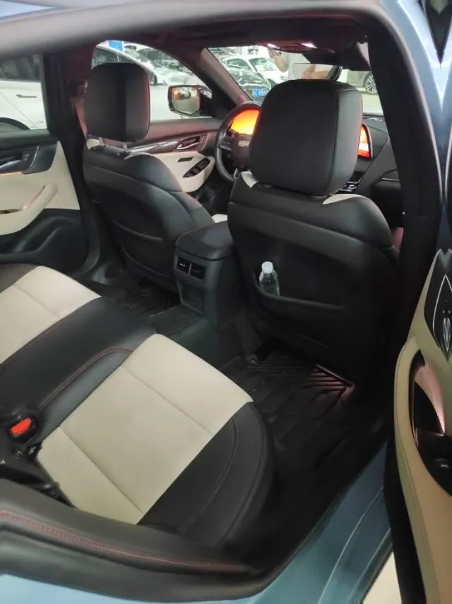 Cadillac 2025 CT5 2.0T 28T Track Performance Edition Peak Track Optional Package Automatic Gear 4