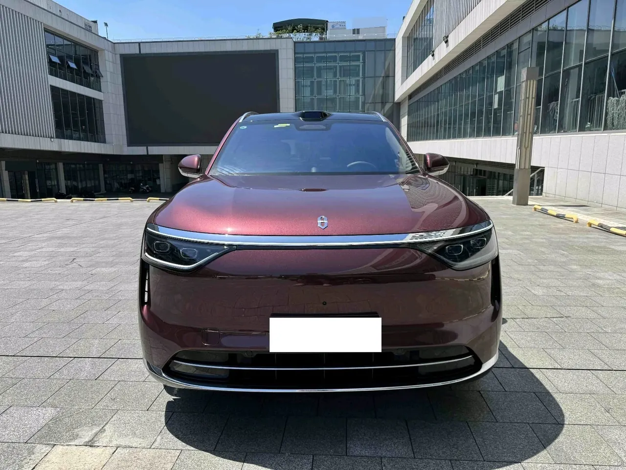 AITO 2025 AITO M8 Ultra 53.4kWh 5-seat automatic gear 2