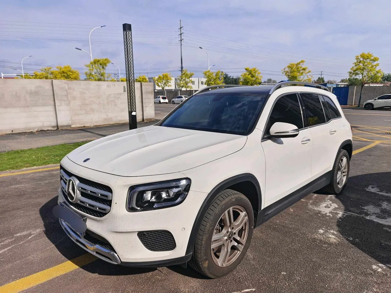 Open image lightbox: Mercedes Benz 2023 GLB 220 2.0T Dynamic Automatic