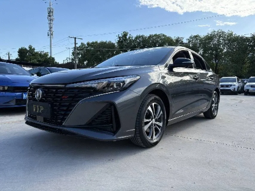 打开图片灯箱:ChangAn 2024 Yidong PLUS 1.4TGDI Blue Whale NE High Energy Edition Automatic Gear