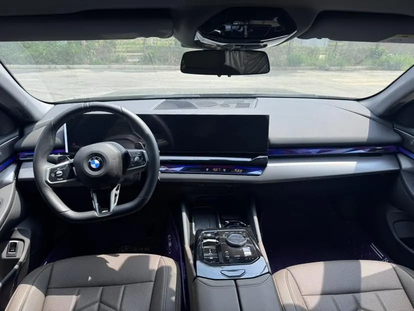 BMW 5 series 2024 530Li 48V 2.0T exclusive m sports suit automatic gear 3