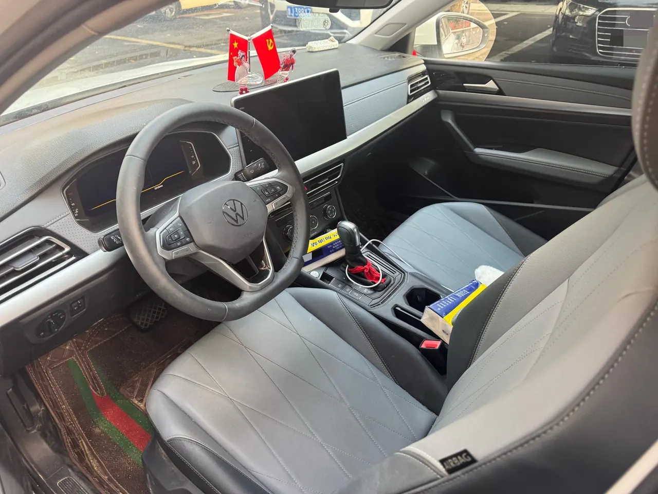 Volkswagen 2024 LaVida 1.5 5 Million Edition Automatic 6