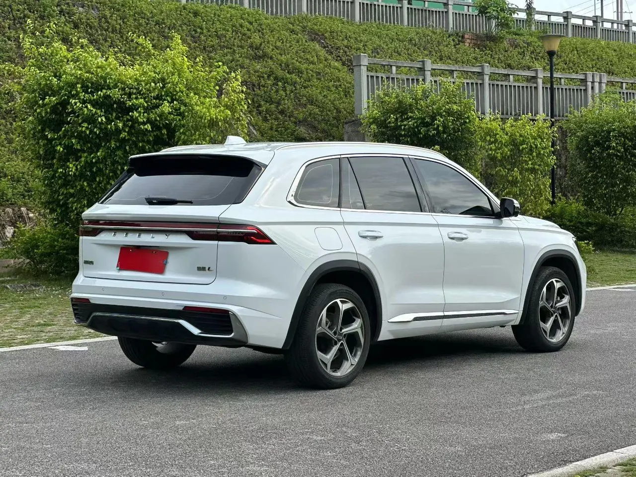 Geely 2024 XingyueL (Monjaro) 2.0TD high-power two-wheel drive cloud version automatic gear 9