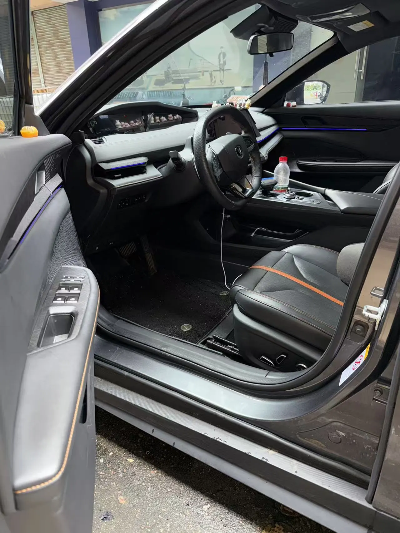 ChangAn 2024 UNI-V 1.5T Prestige Automatic 2