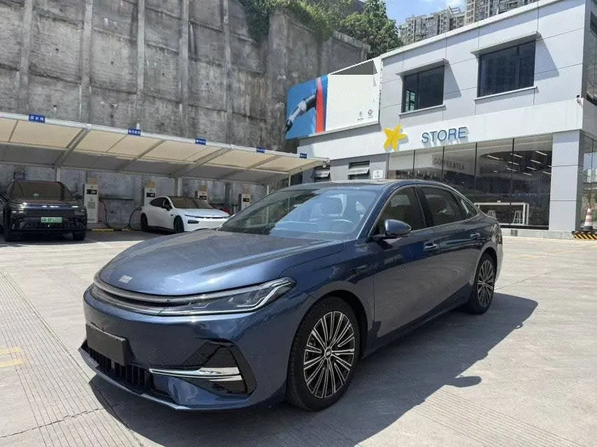 Open image lightbox: Geely Galaxy 2025 A7 EM-i 1.5 150km Starship Edition Automatic Gear