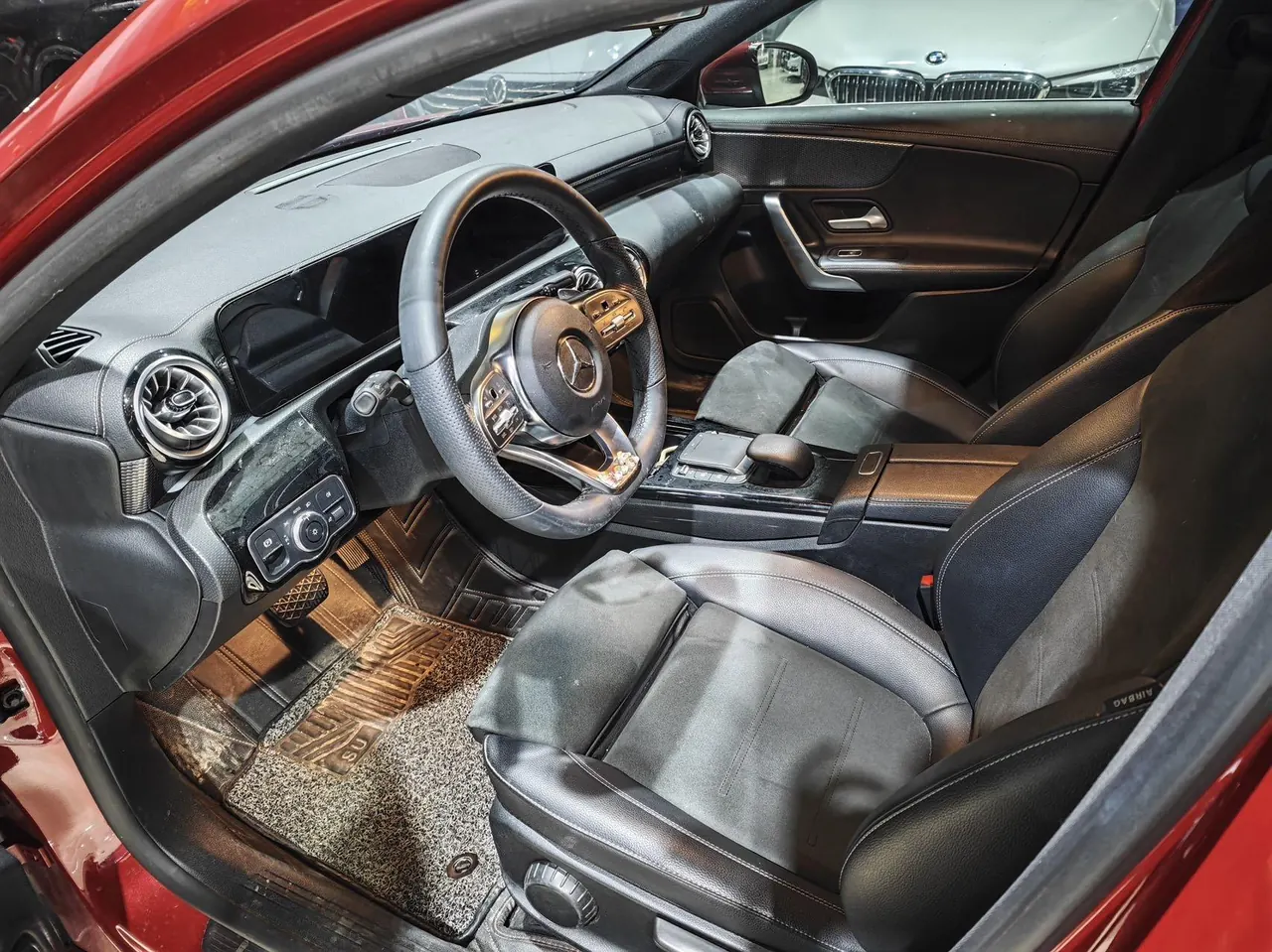 Mercedes Benz Class A 2022 A 200 L 1.3T Dynamic Automatic 4