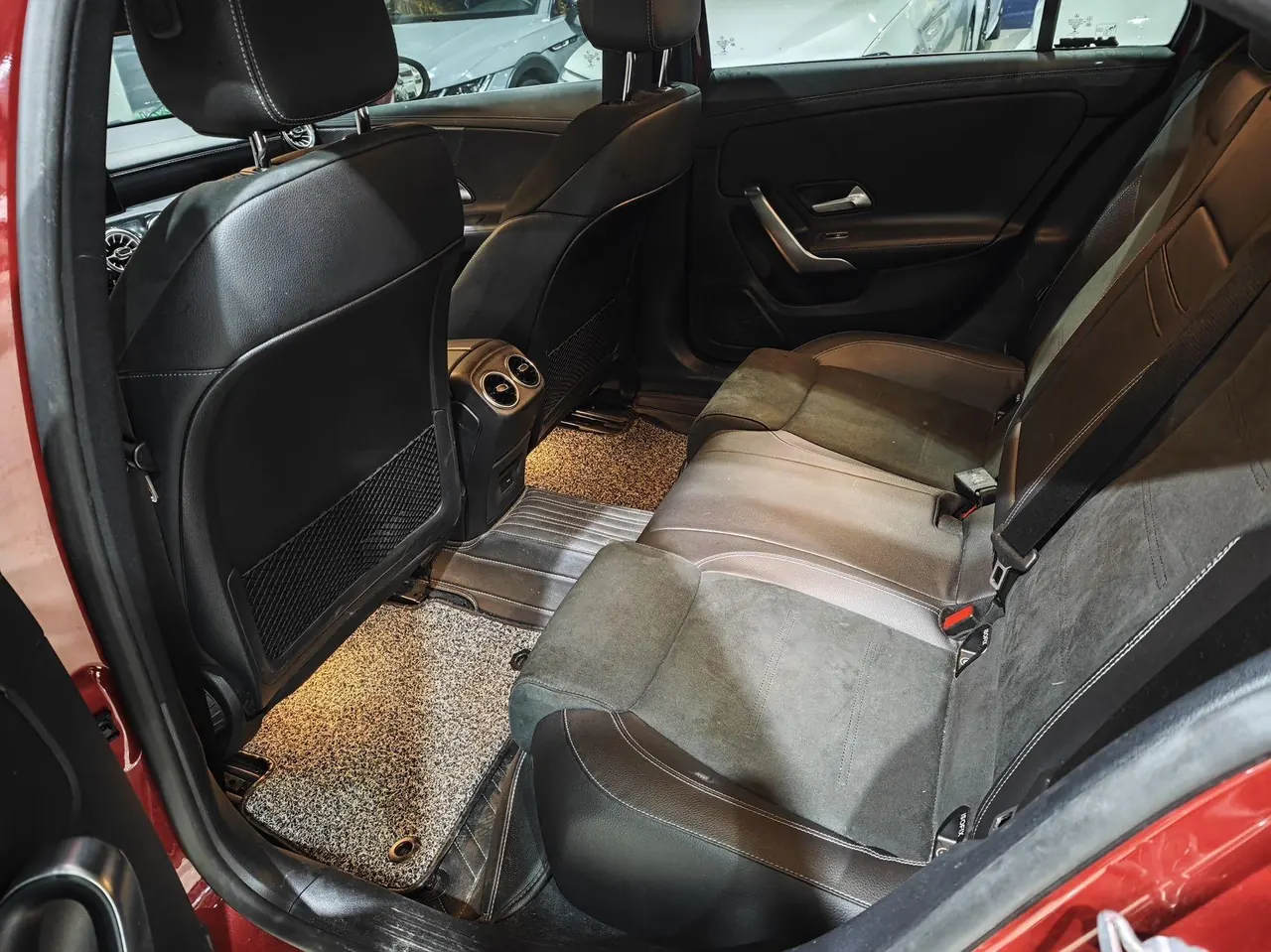 Mercedes Benz Class A 2022 A 200 L 1.3T Dynamic Automatic 5