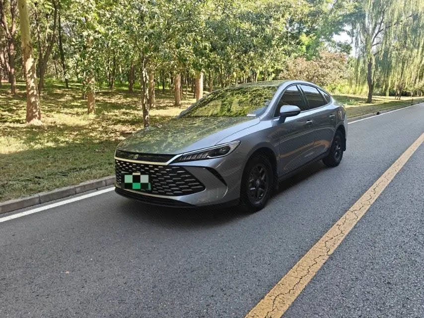 打开图片灯箱:BYD 2025 Qin PLUS DM-i 1.5 stepless intelligent driving version 55KM leading automatic gear