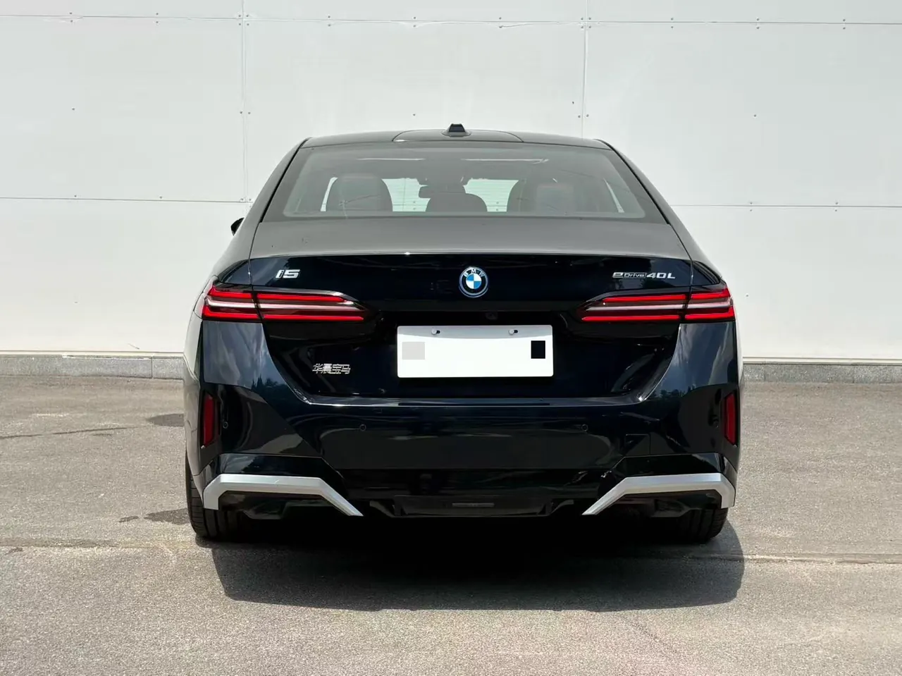 BMW 2025 i5 eDrive 40L M sports suit automatic gear 8
