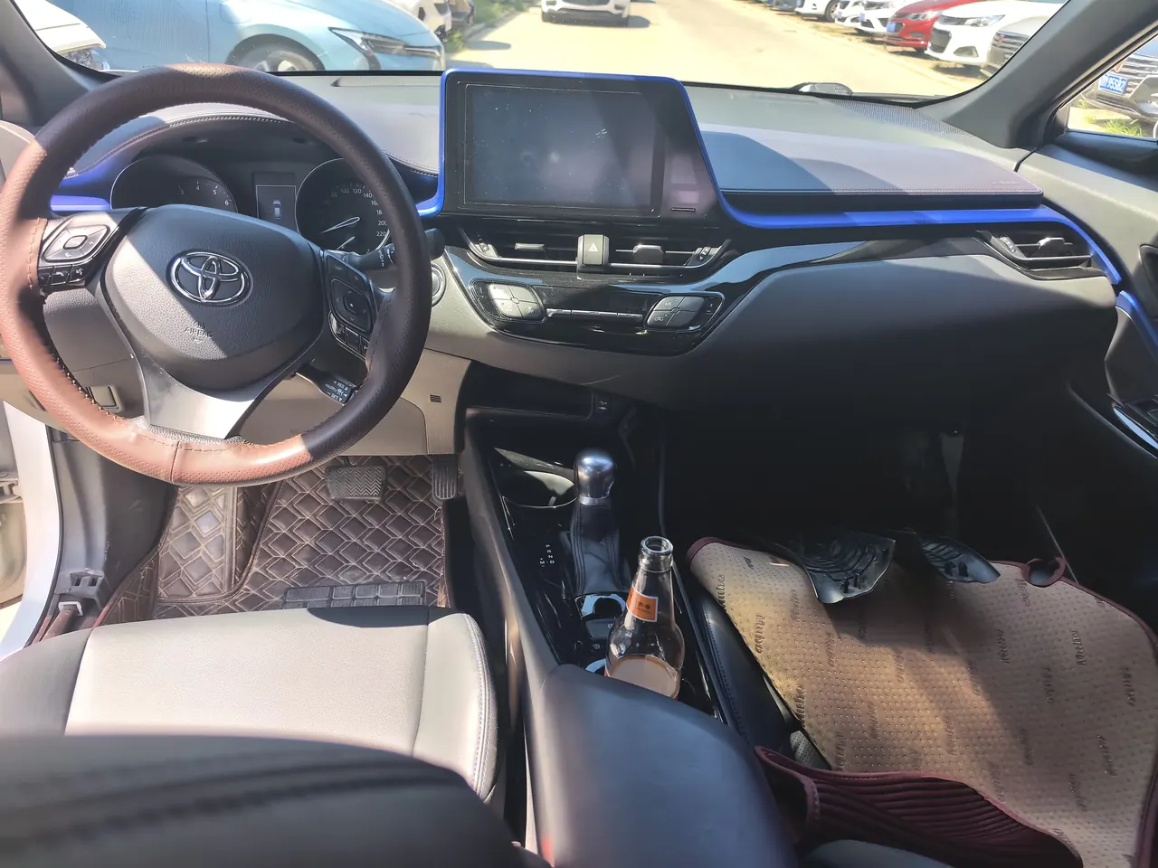 Toyota 2020 C- HR 2.0 stepless leading version of automatic gear 4
