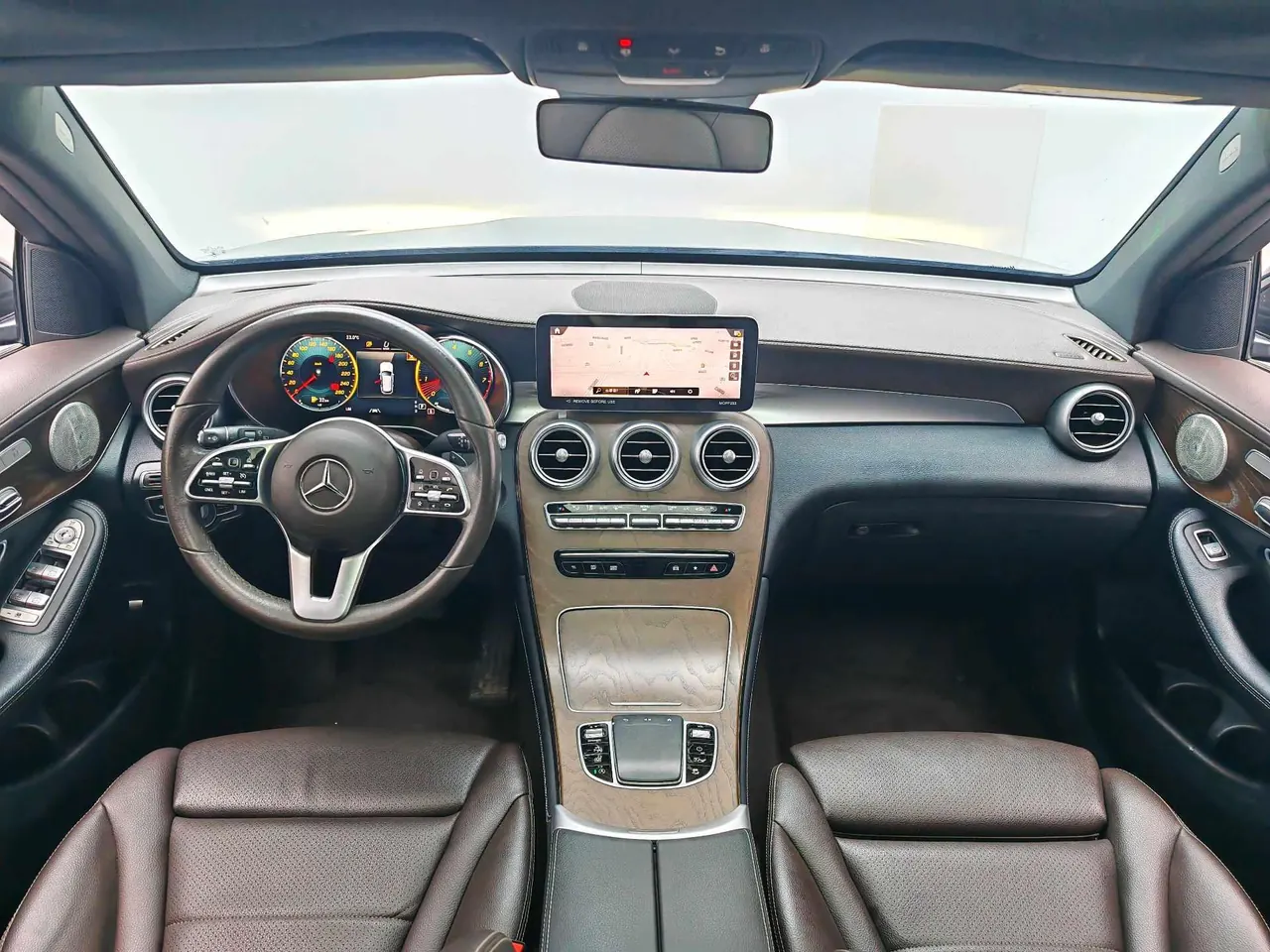 Mercedes Benz 2022 GLC 300 L 4MATIC 2.0T Dynamic Automatic 5