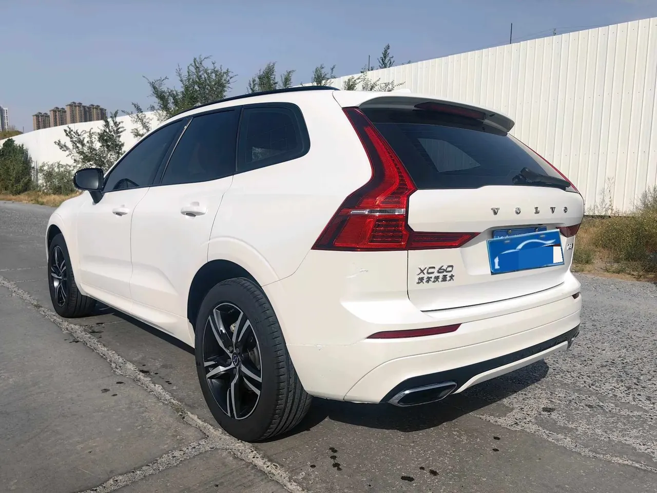 Volvo 2020 XC60 2.0T T5 4-wheel drive Zhiyuan Sports Edition Automatic Gear 3
