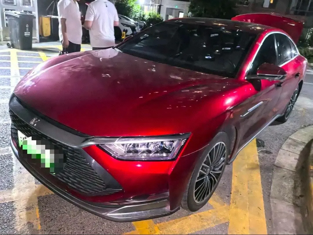 打开图片灯箱:BYD 2020 Han DM 2.0T 4-wheel drive performance version noble automatic gear