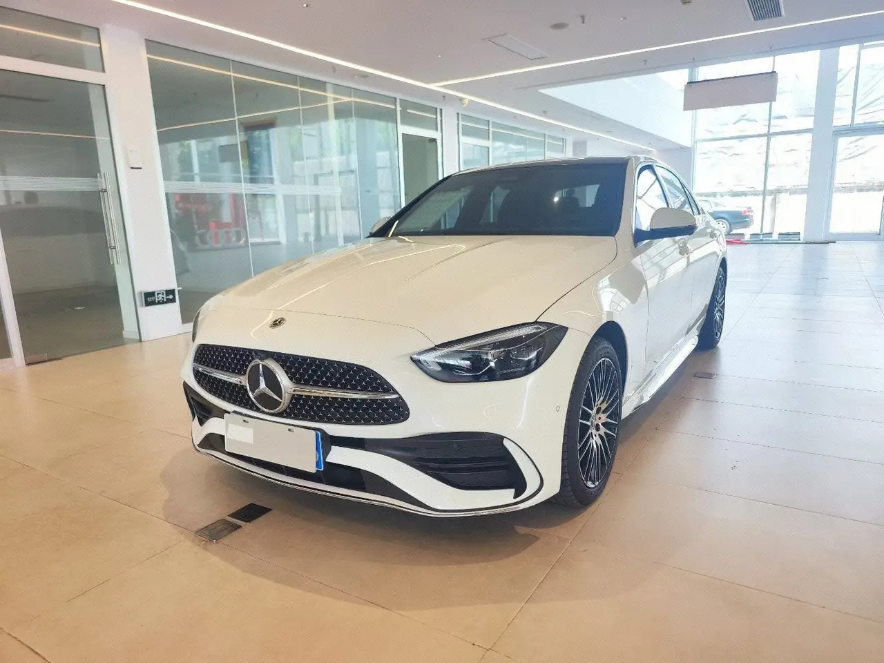 打开图片灯箱:Mercedes Benz Class C 2024 C 260 L 48V 1.5T Sports Edition (Modified 3) Automatic Gear