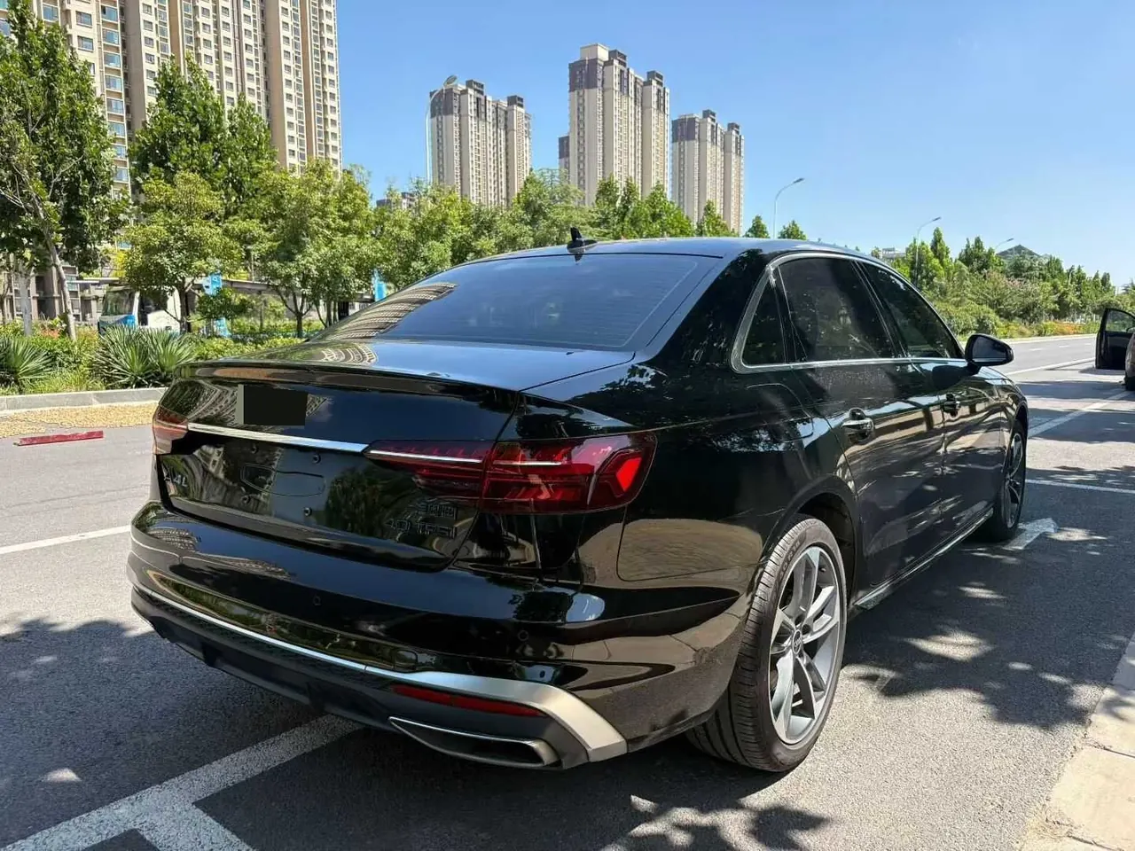 Audi 2024 A4L 2.0TFSI 40TFSI Fashion Dynamic Automatic 4