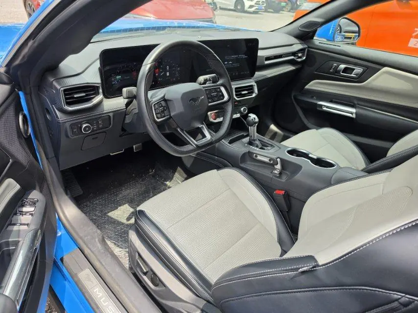 Ford Yema (Imported) 2024 Yema Convertible 2.3T EcoBoost Sports Edition Automatic 3
